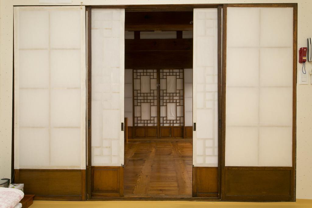 Nuri Hanok Guesthouse Seoul Bagian luar foto